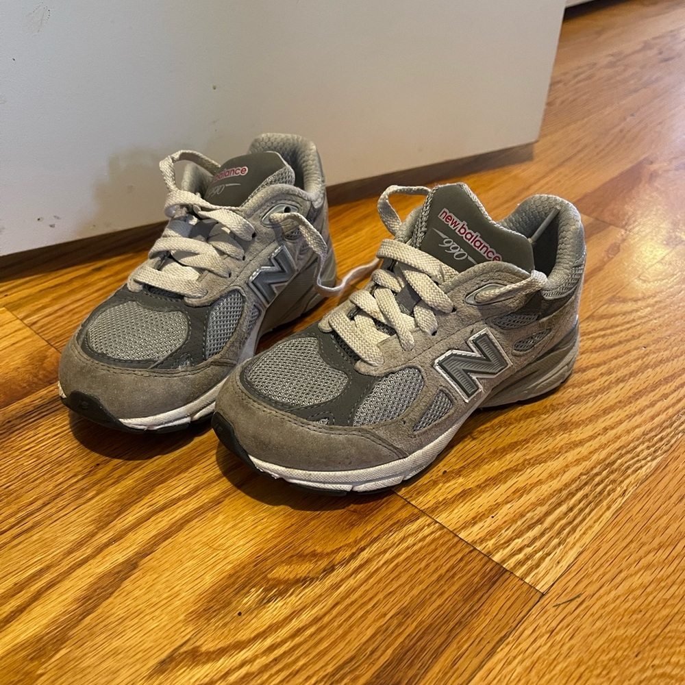 Boys new balance sz 12